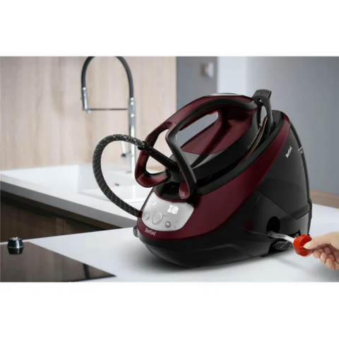 Tefal Pro Express Protect Dayanıklı Buhar Kazanlı Ütü Bordo Siyah  Renk GV9230