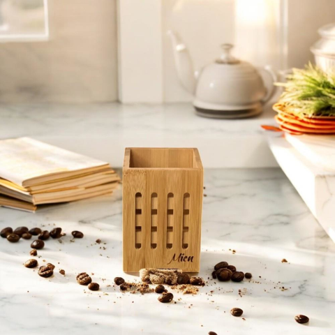 Mien Dayanıklı Bambu Delikli Kaşıklık -664