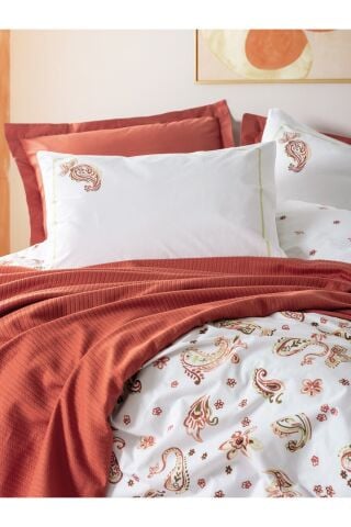 Cotton Box Vivid Çift Kişilik Pikeli Nevresim Takımı Paisia Tarçın