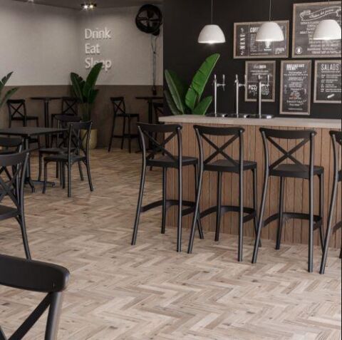 Capri Bar Sandalyesi 75cm Süt Beyaz