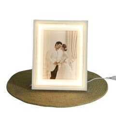 T.Concept Led Işıklı Fotoğraf Çerçevesi Beyaz 18*23