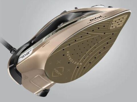 Tefal FV9852 60 gr Sürekli Ve 300 gr Şok Buharlı 3200 Watt Buharlı Ütü